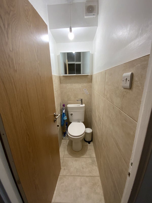 Room Clarence Gardens in Greater London