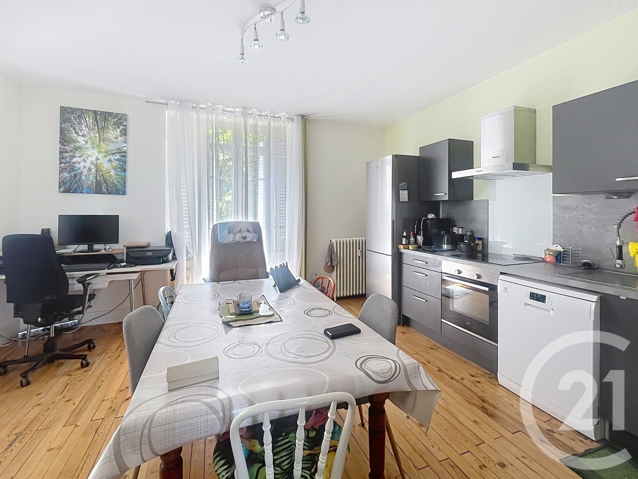 Appartement Rue Alfred Punett à Châtel-Guyon