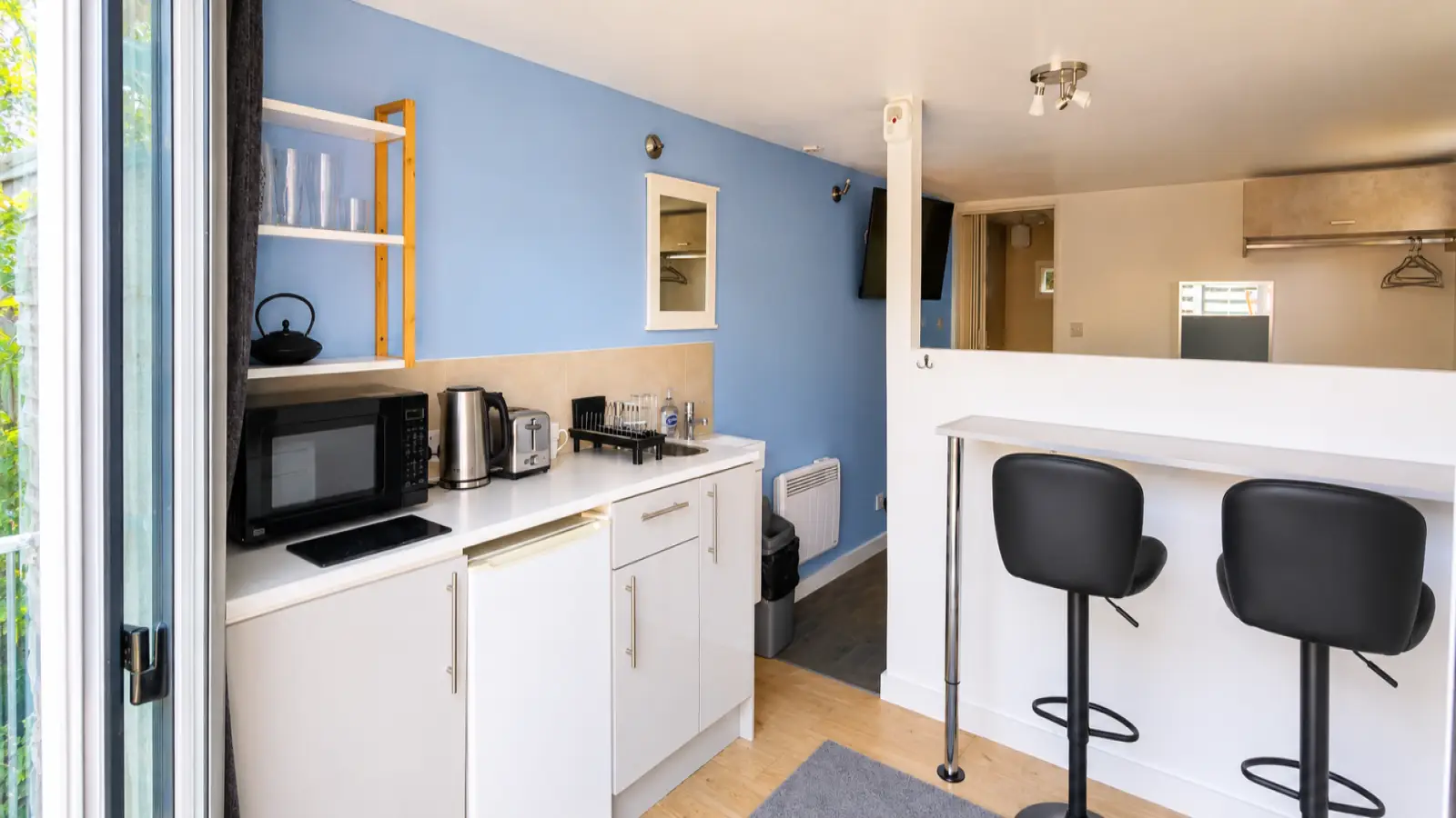 Flat Maidenhead Road in Windsor