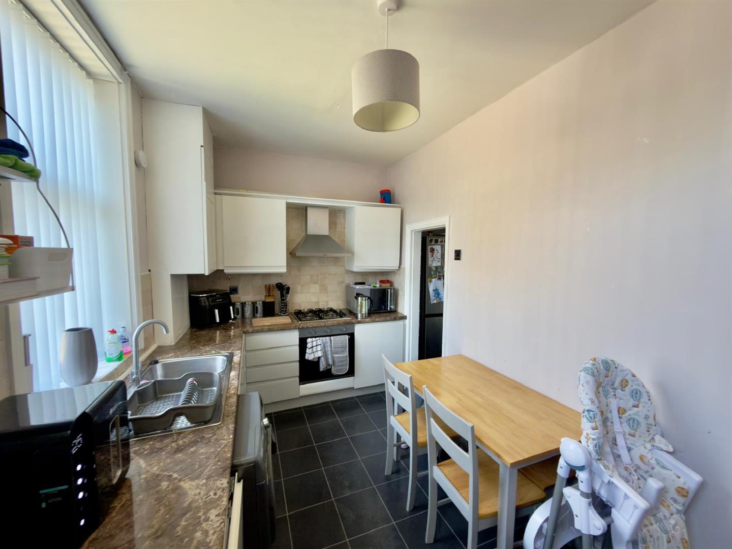 House Laurel Mount in Leeds