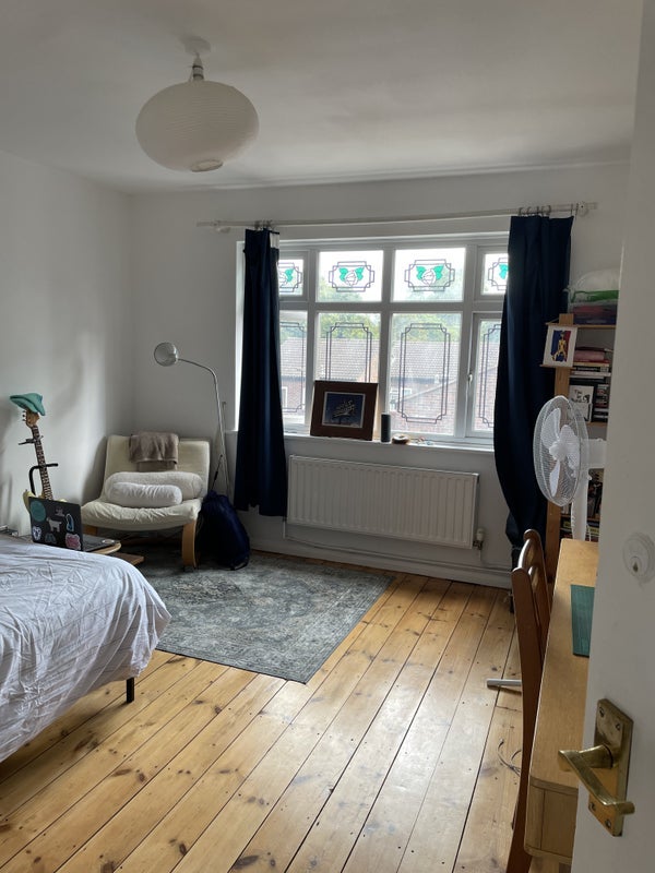 Room Offa's Mead in Greater London
