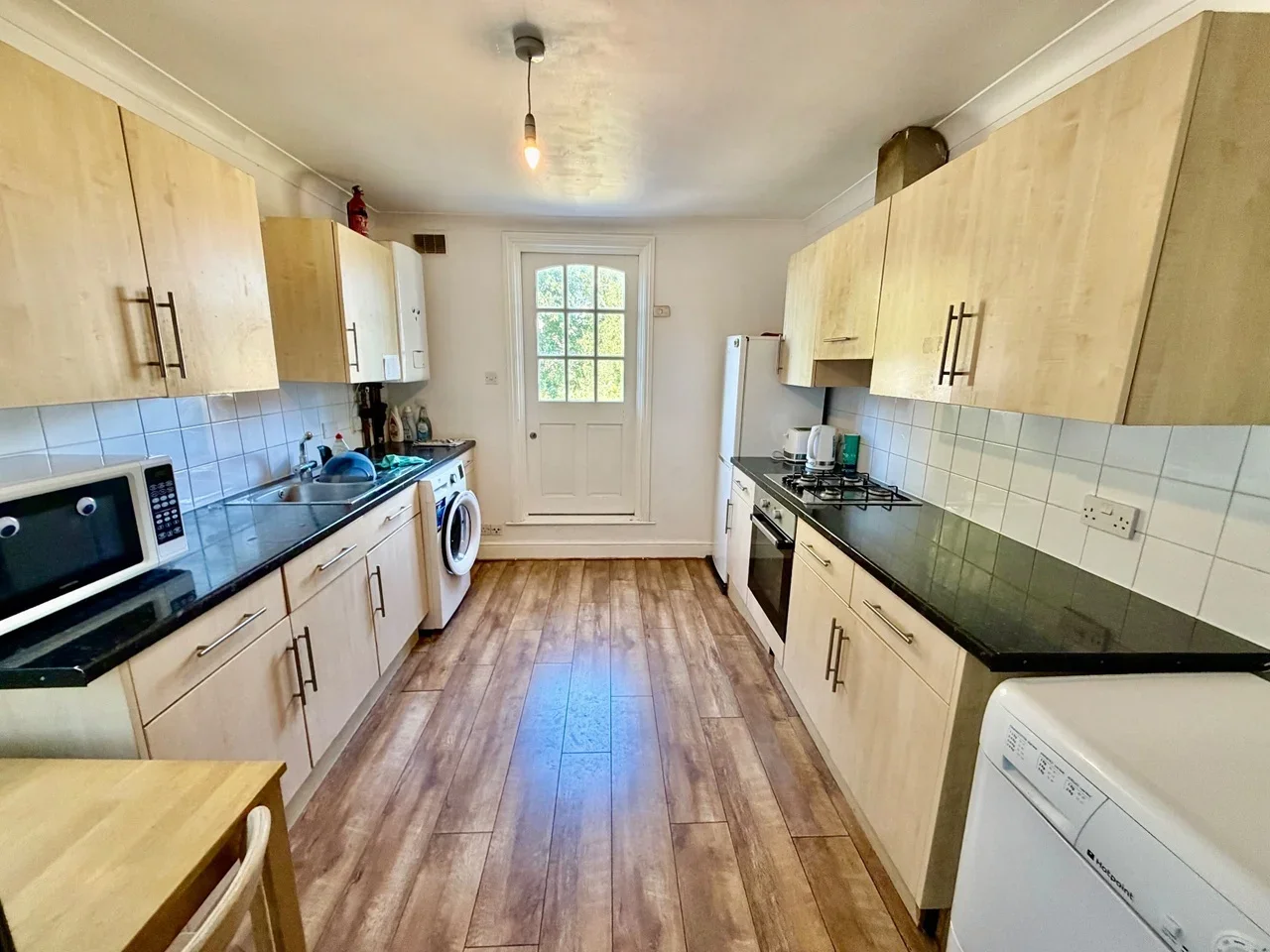 Room Inverine Road in Greater London