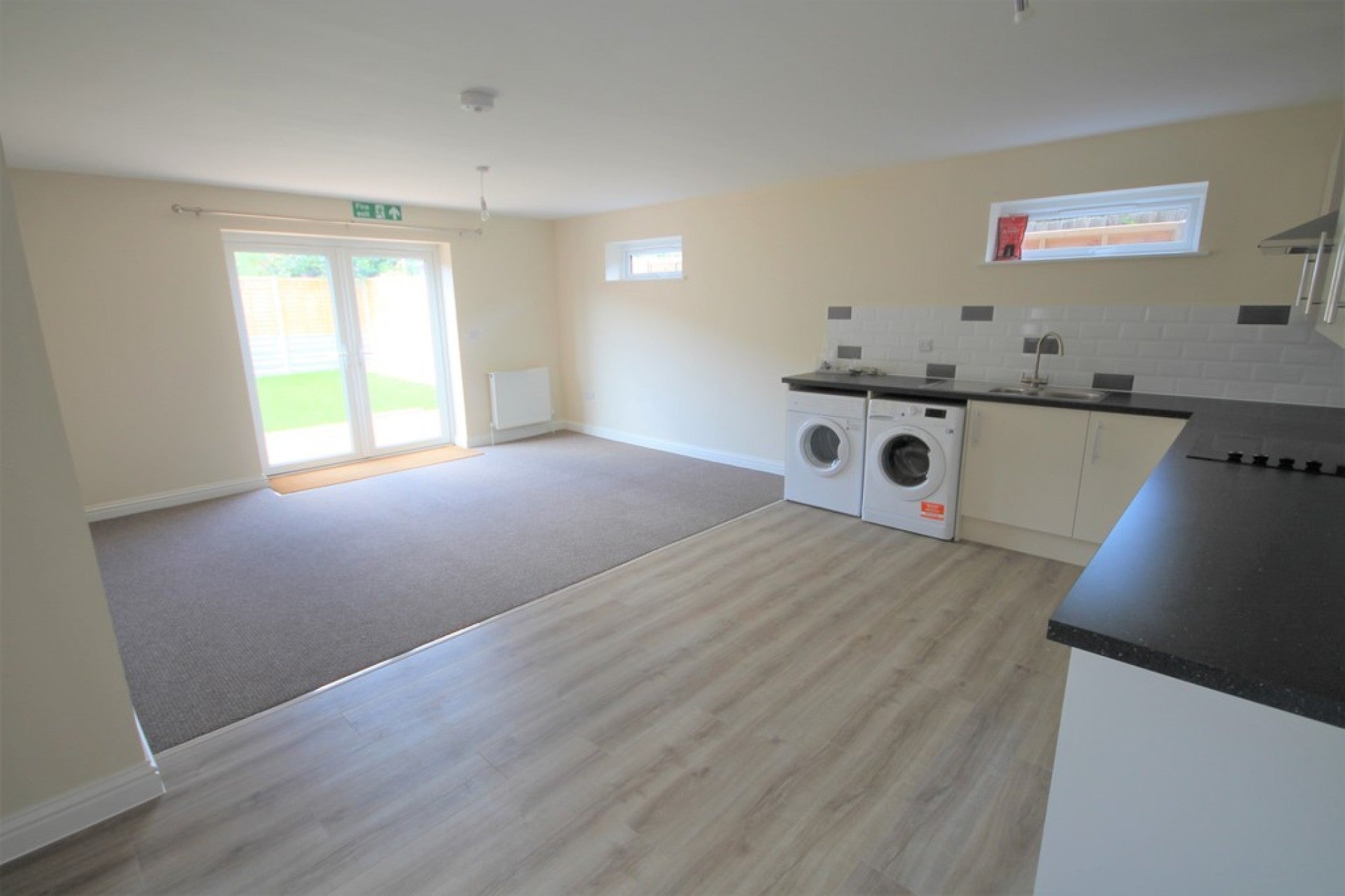 Room Old Barn Way in Adur