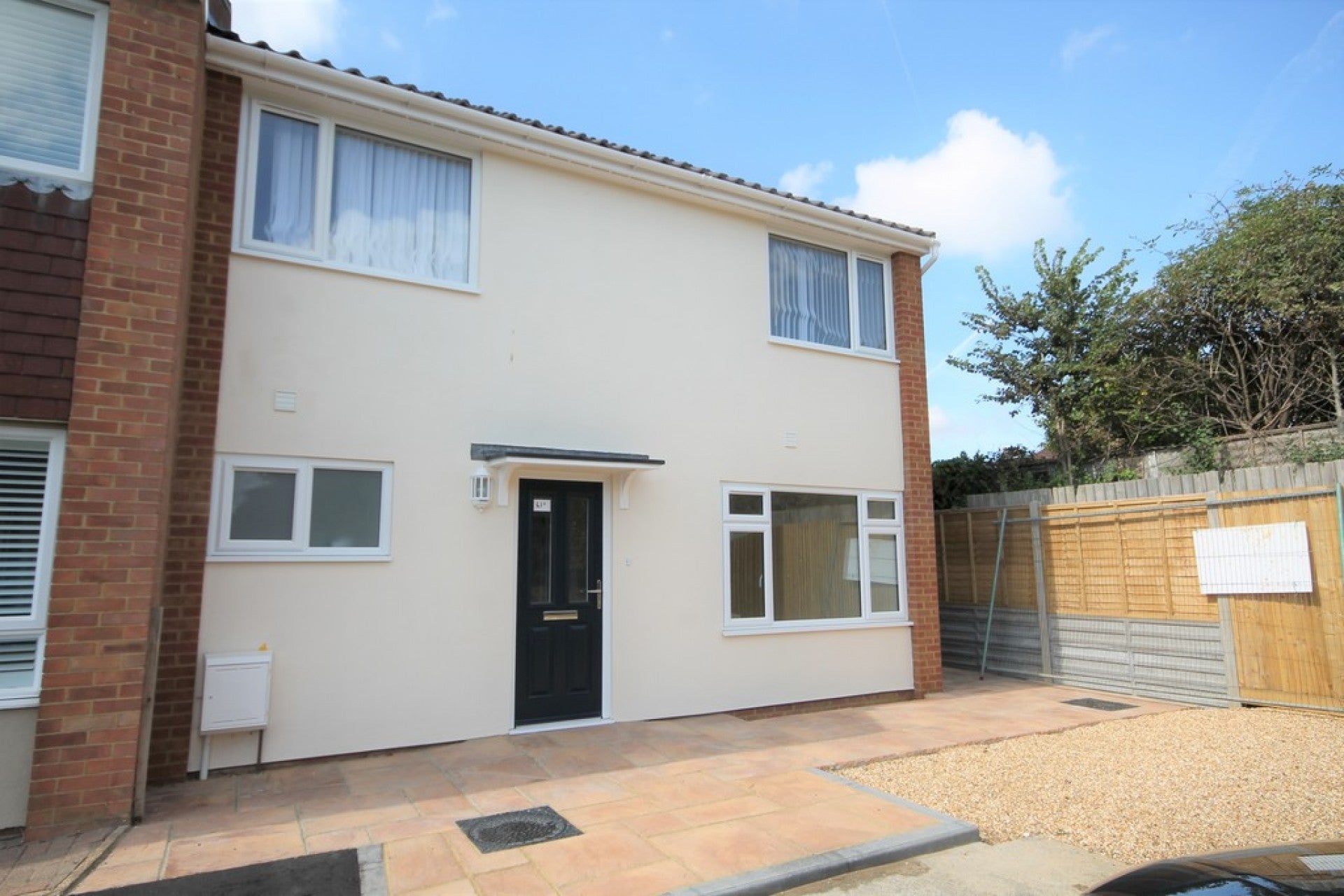 Room Old Barn Way in Adur
