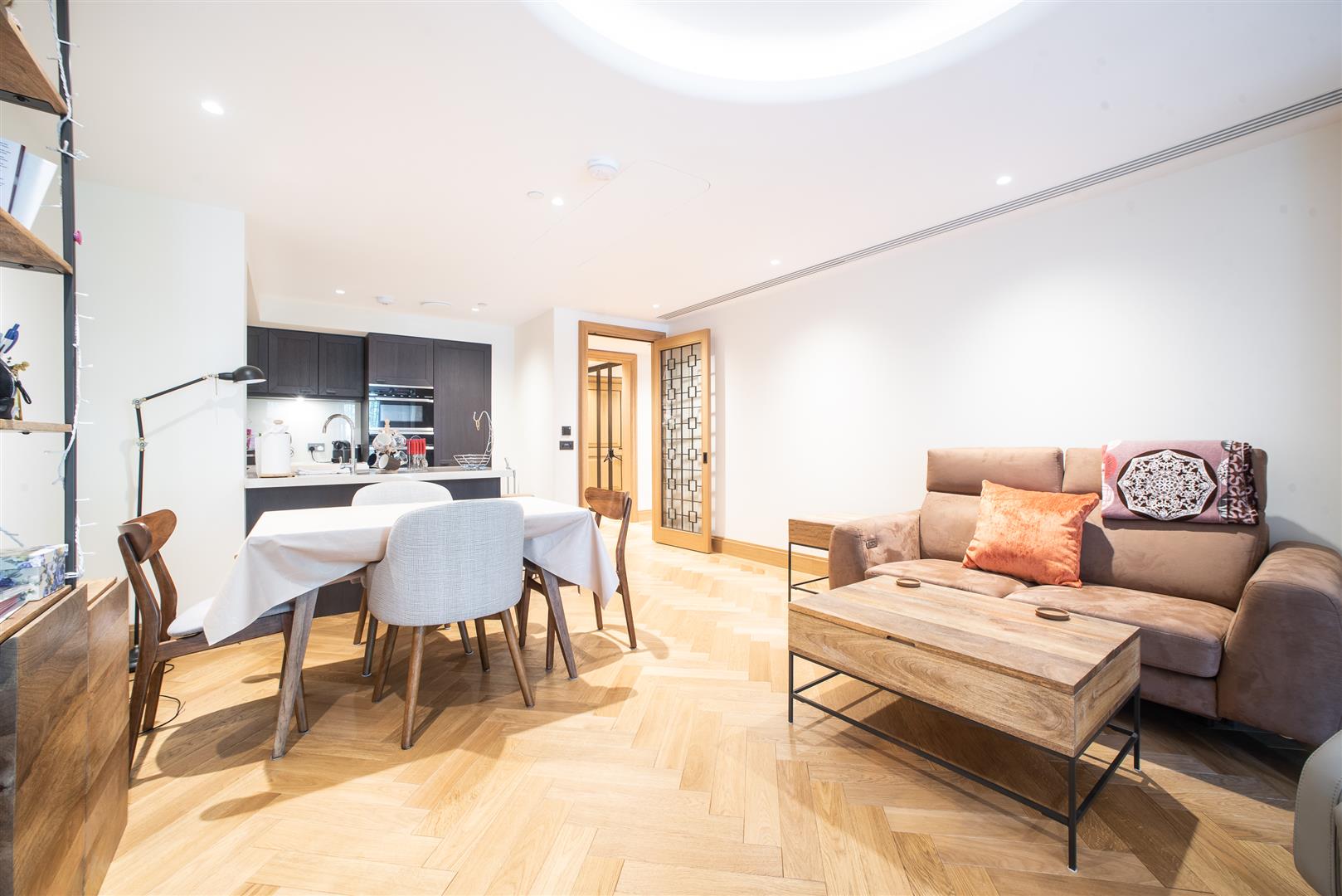 Flat John Islip Street in City of Westminster