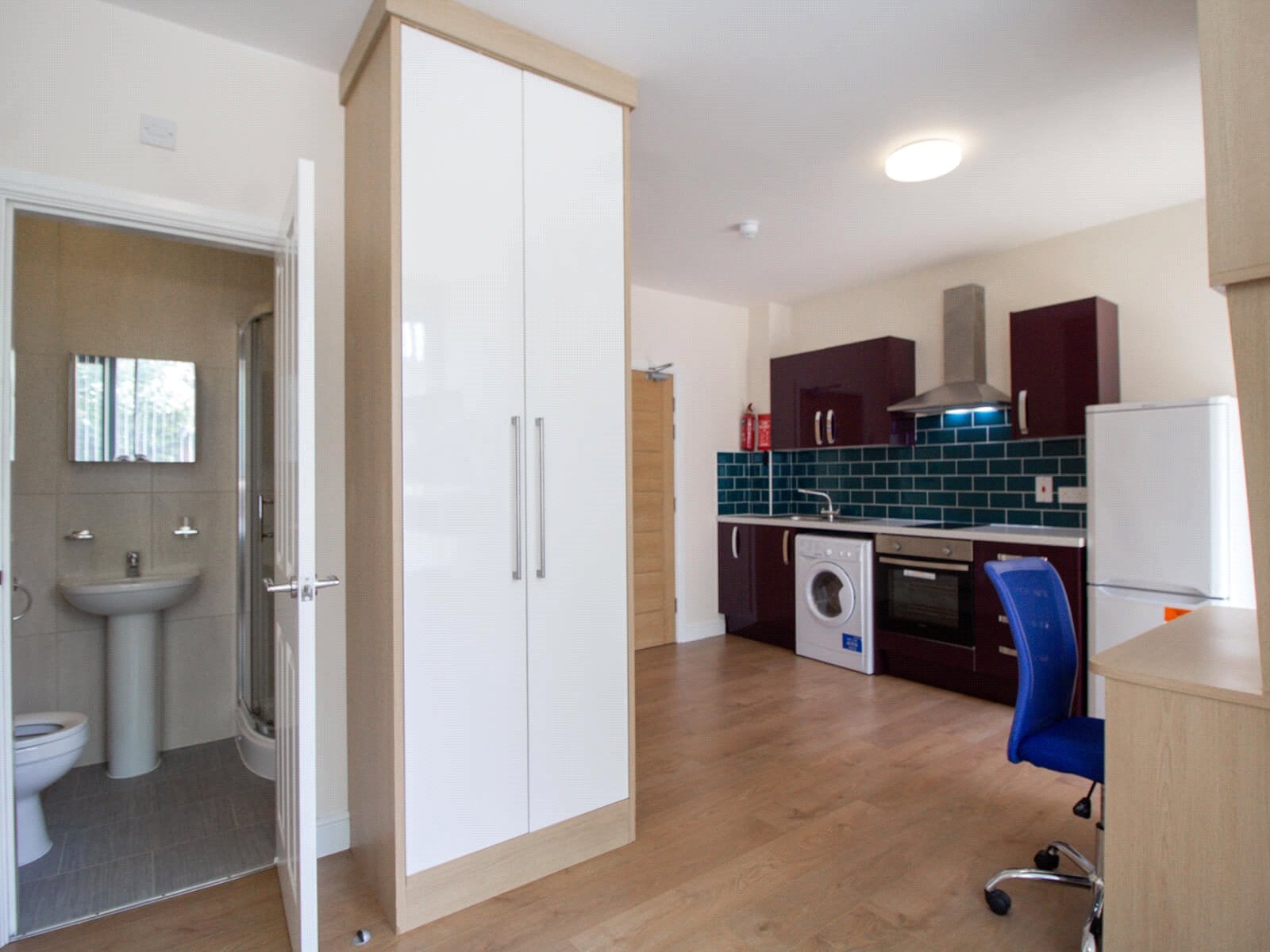 Flat Lofthouse Place in Leeds