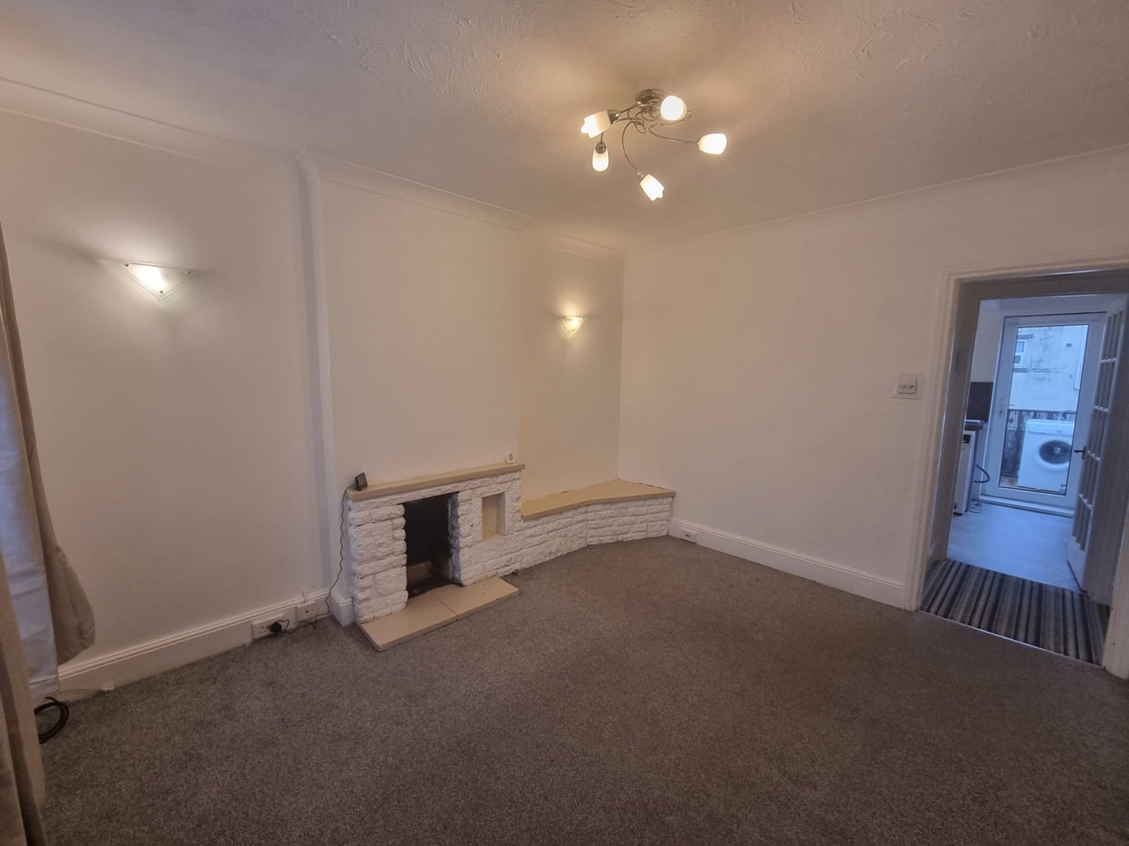 Flat Poole Road in Wimborne Minster