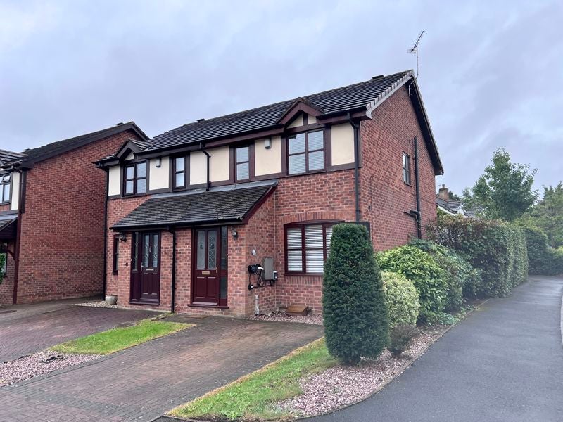 House The Parklands in Congleton
