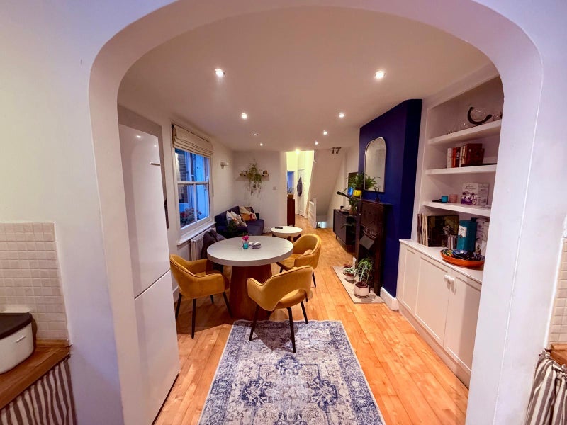 Room Kenwyn Road in Greater London
