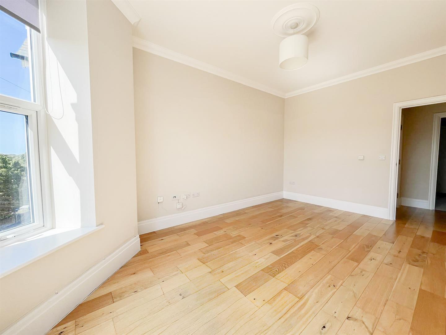 Flat Ashburnham Road in St Leonards
