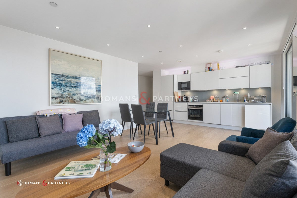 Flat Limeharbour in Greater London