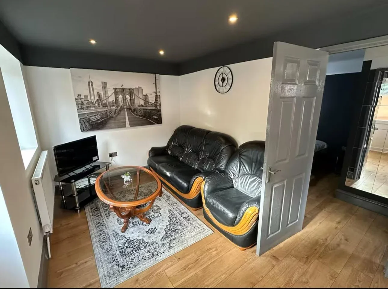 Flat Commonside East in Greater London