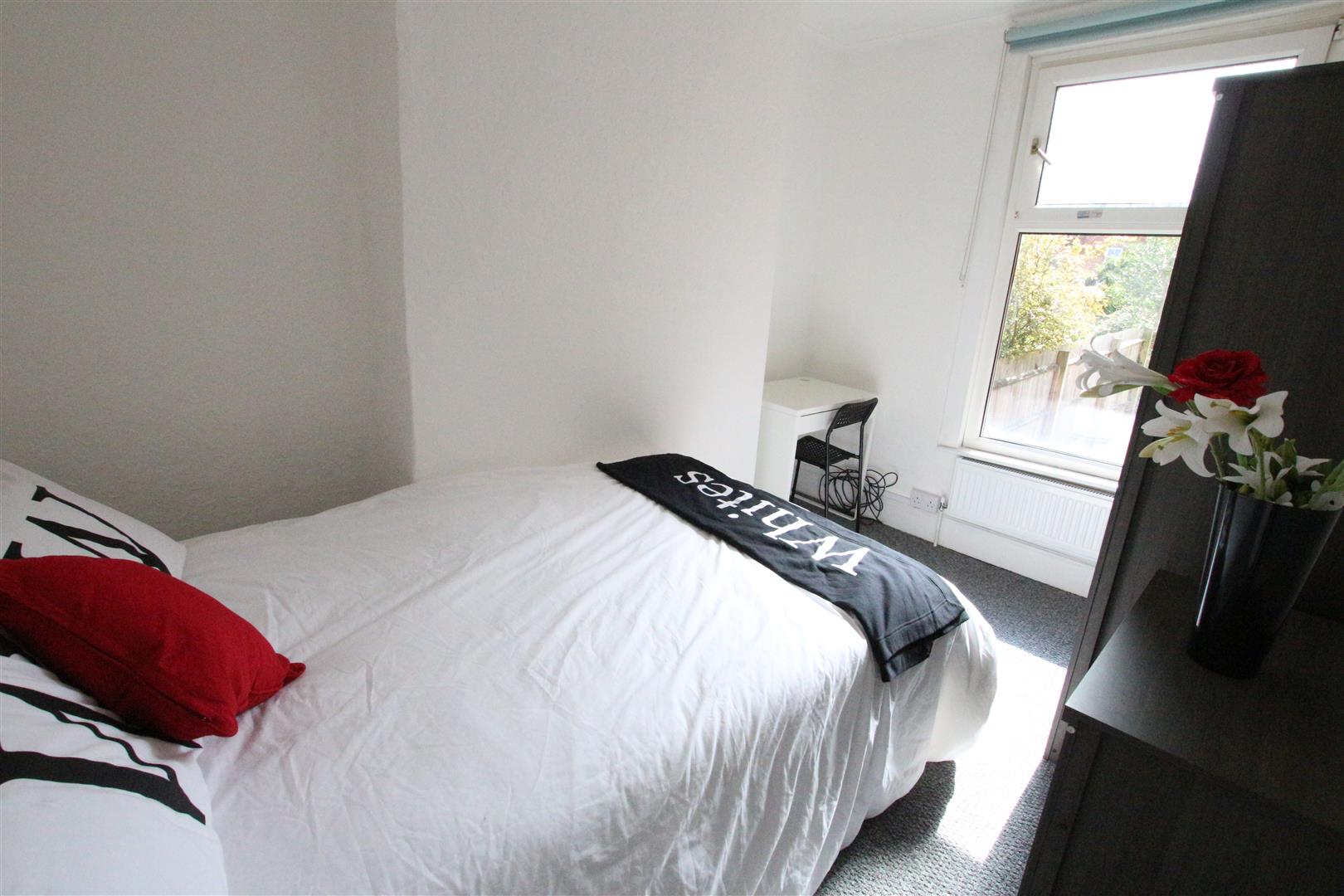Room Moore Street in Northampton
