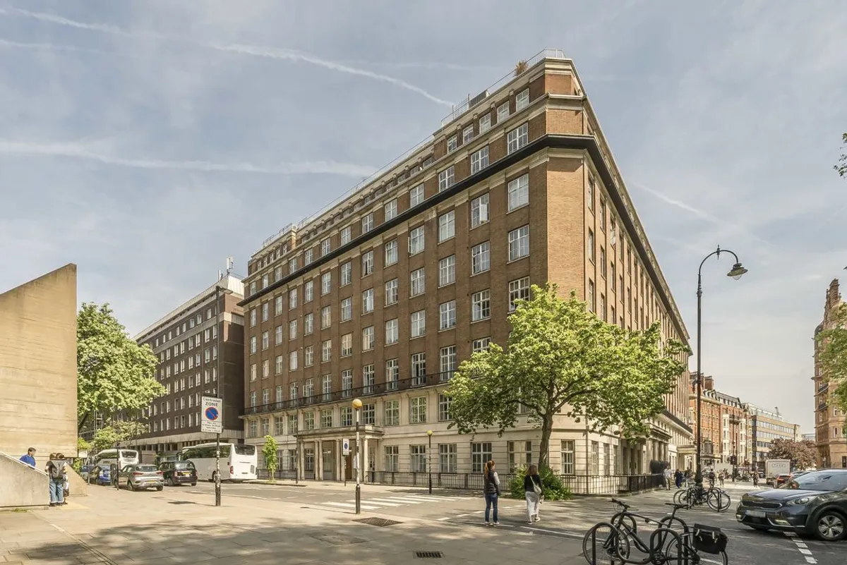 Flat Russell Square in Greater London