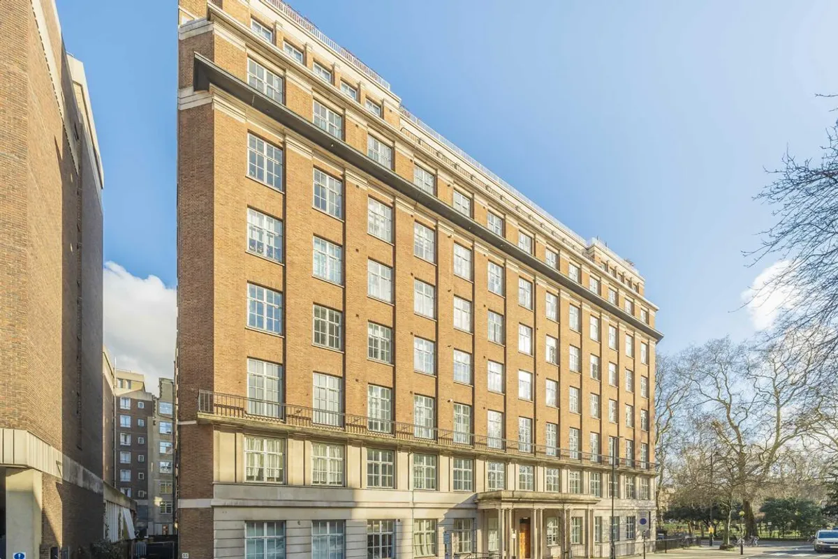 Flat Russell Square in Greater London