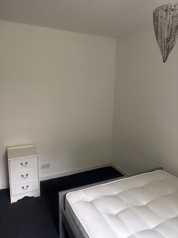 Room Fawdon Lane in Newcastle upon Tyne