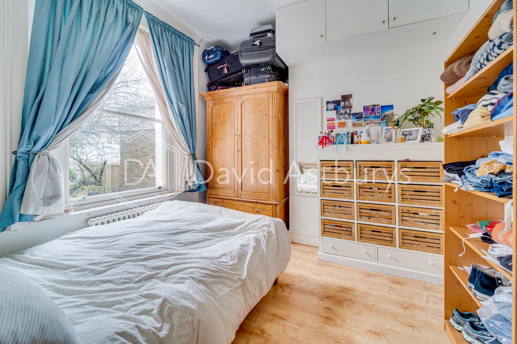 House Mildmay Park in Greater London