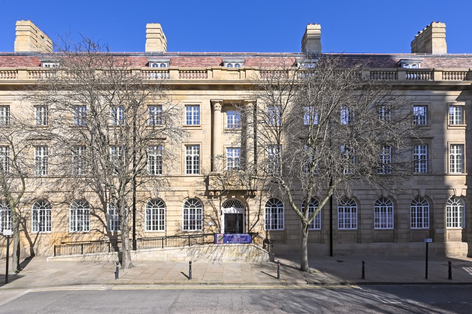 Flat Windhill View in Wakefield