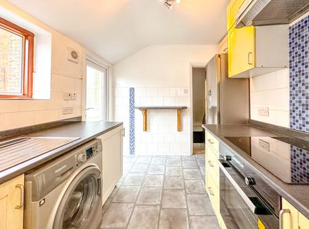 Flat St Albans Road in Watford