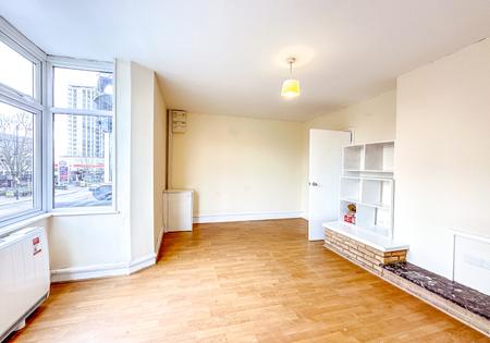 Flat St Albans Road in Watford