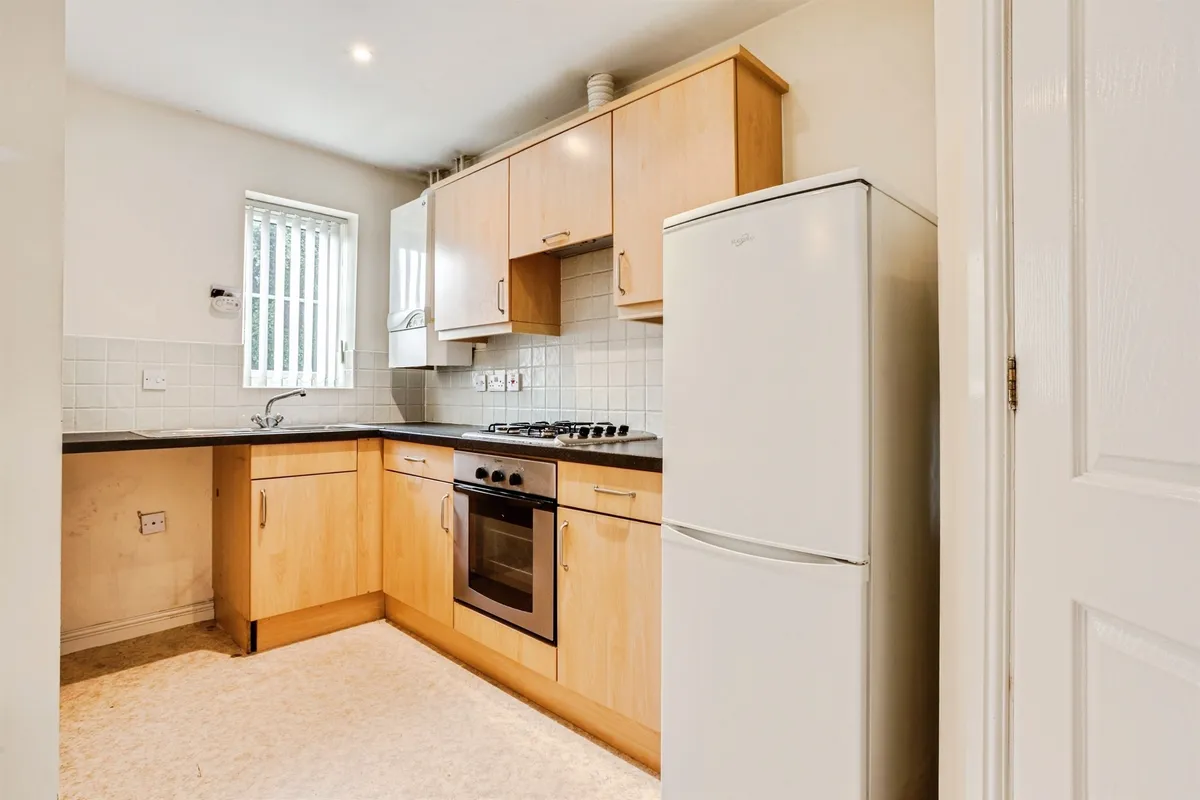Flat Crofters Court in Wakefield