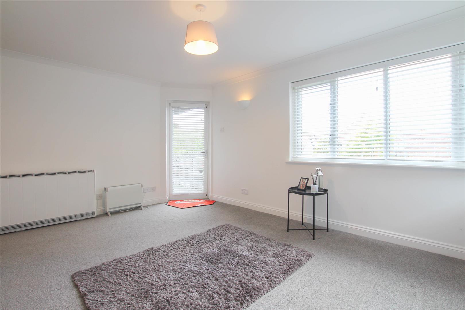 Flat Saffron Court in Uttlesford