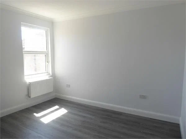 Flat Balfour Road in Greater London
