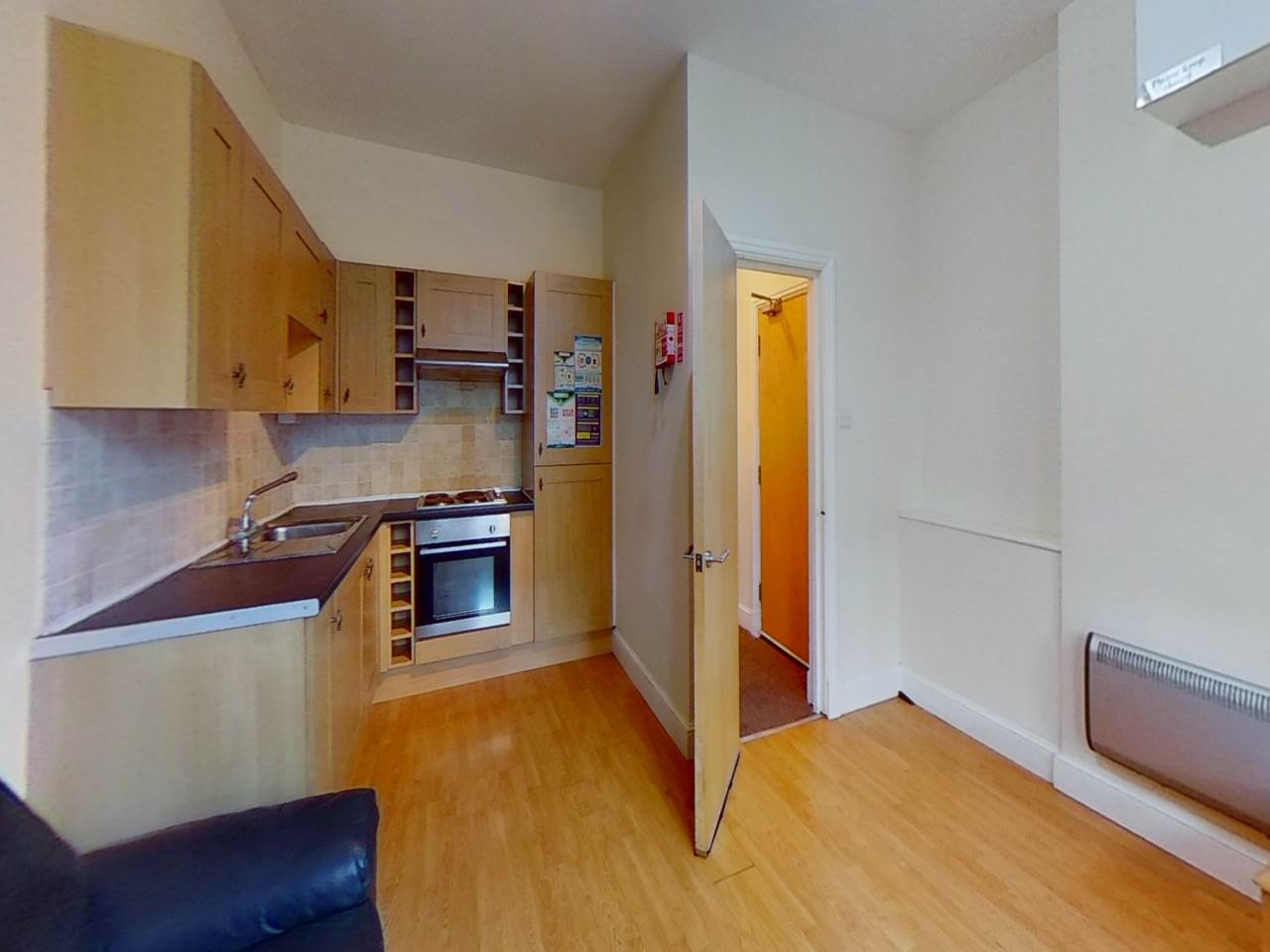 Flat Llanbleddian Gardens in Cardiff