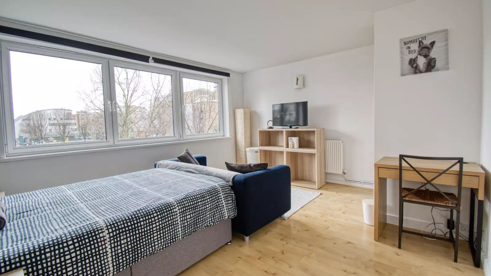 Flat Strafford Street in Greater London