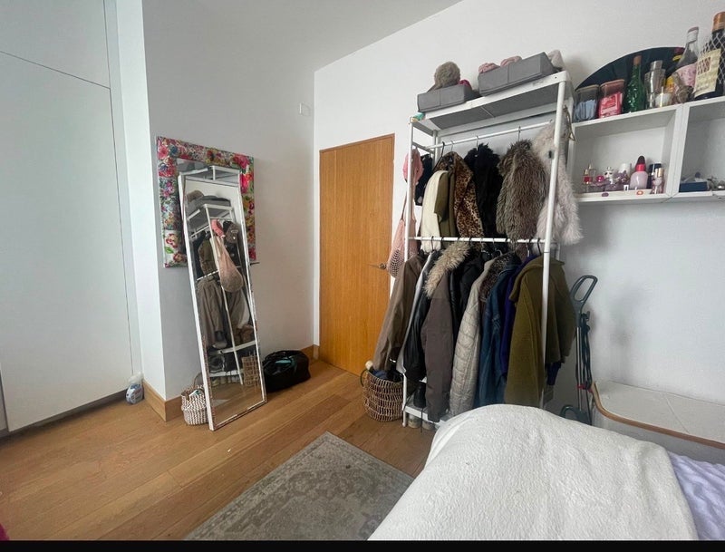 Room Sutton Place in Greater London