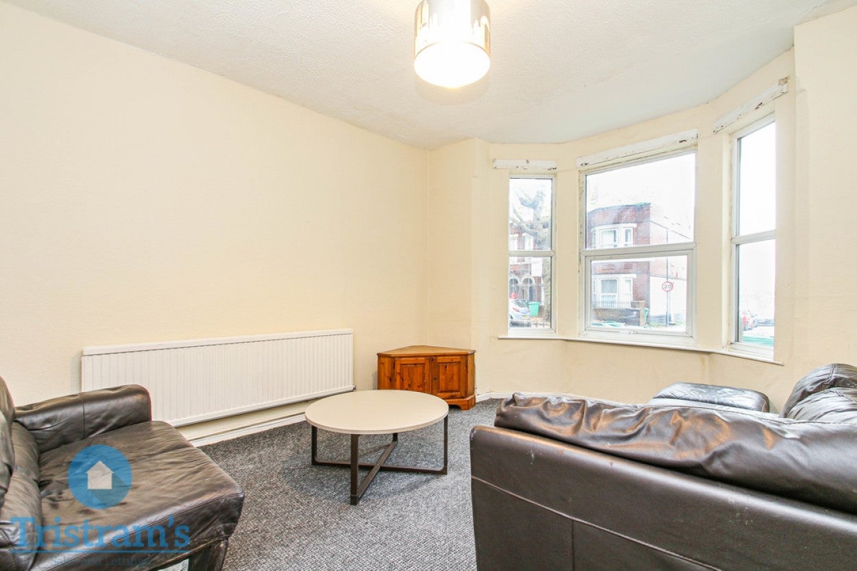 Flat Radford Boulevard in Nottingham