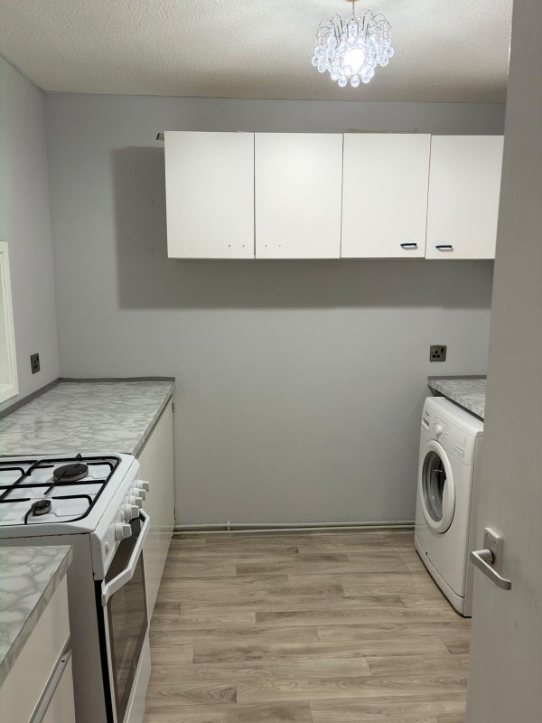 Flat Greystoke Road in Slough