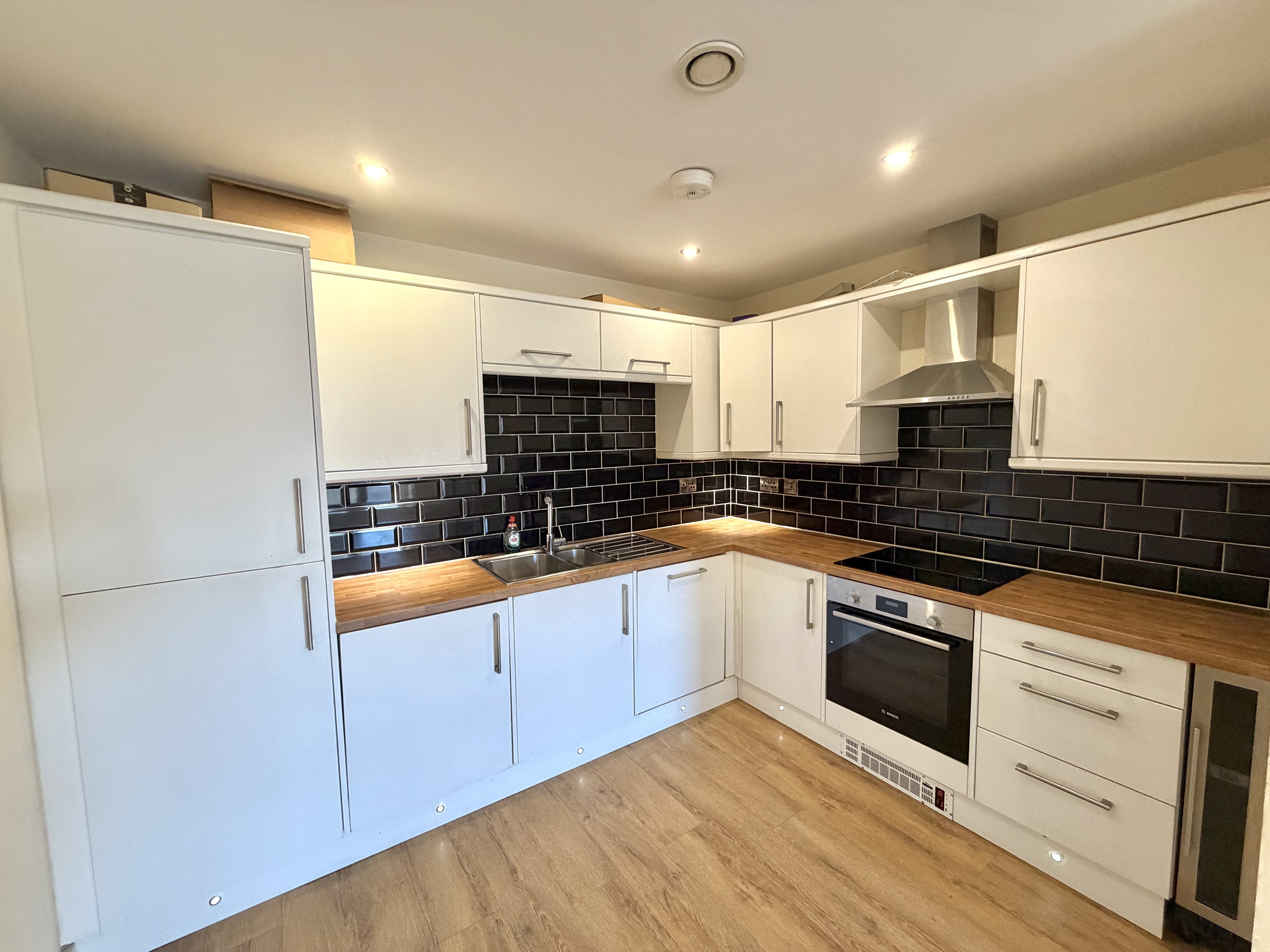 Flat Fitzalan Road in Horsham