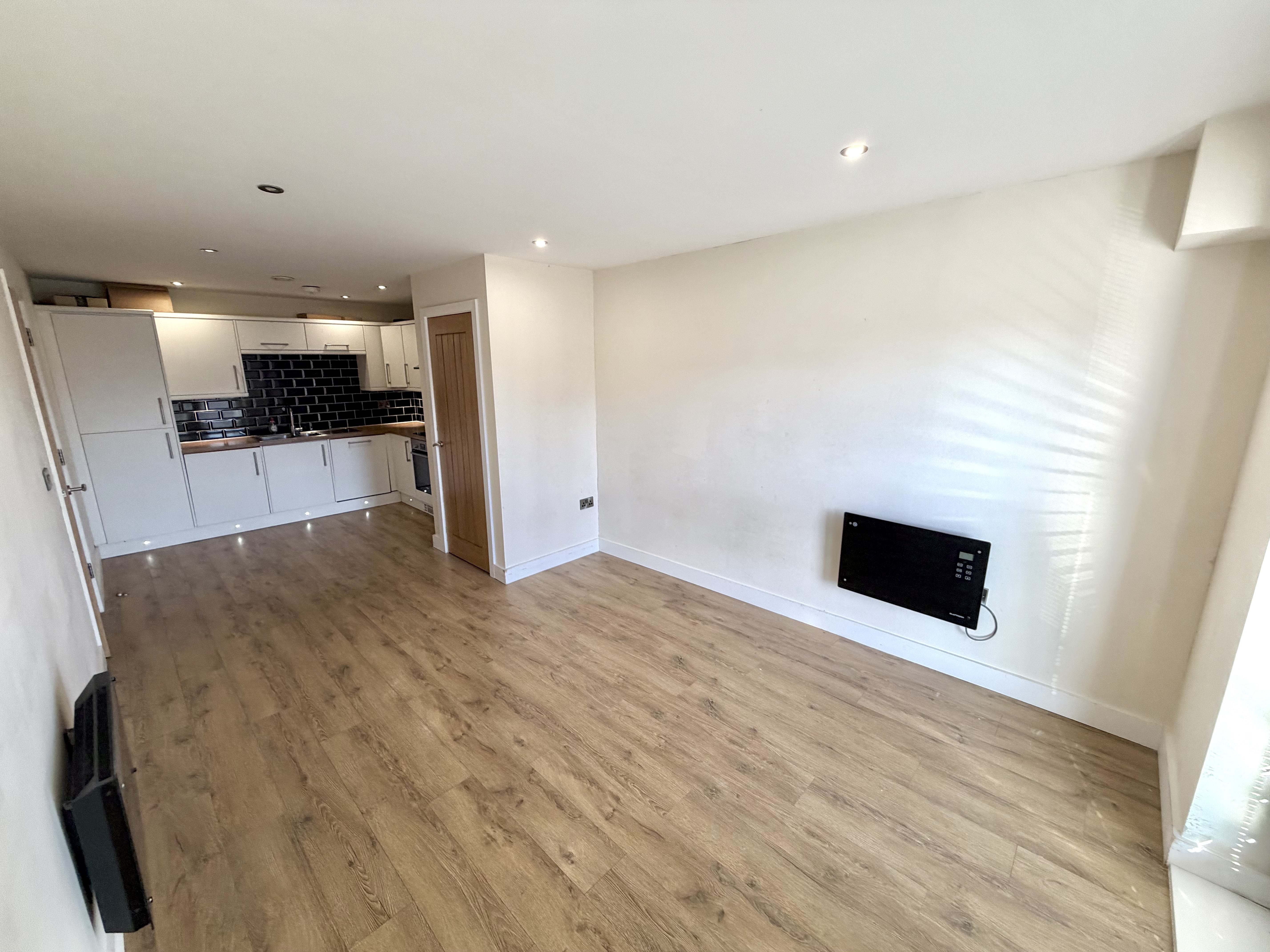Flat Fitzalan Road in Horsham