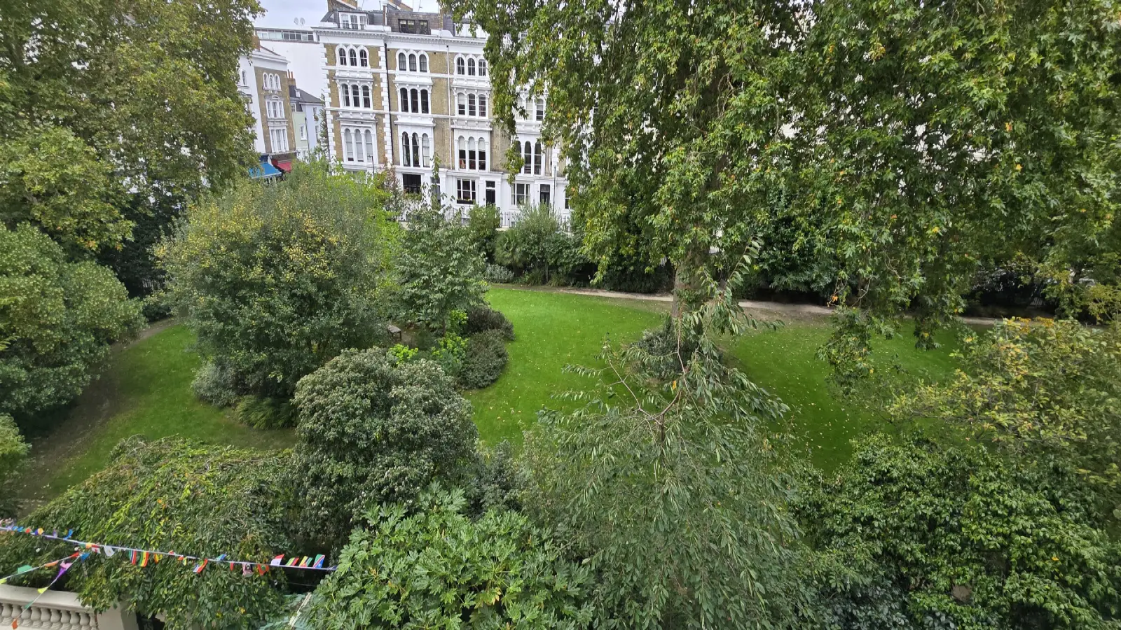 Flat Leinster Square - Prince's Square in City of Westminster