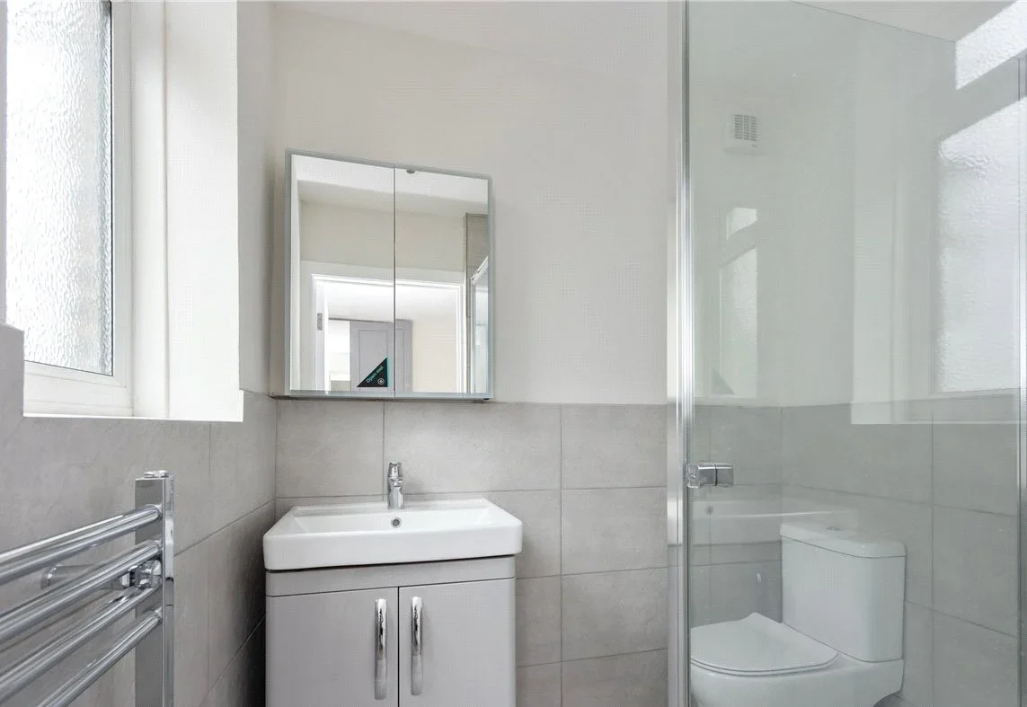 Flat Eversleigh Road in Greater London