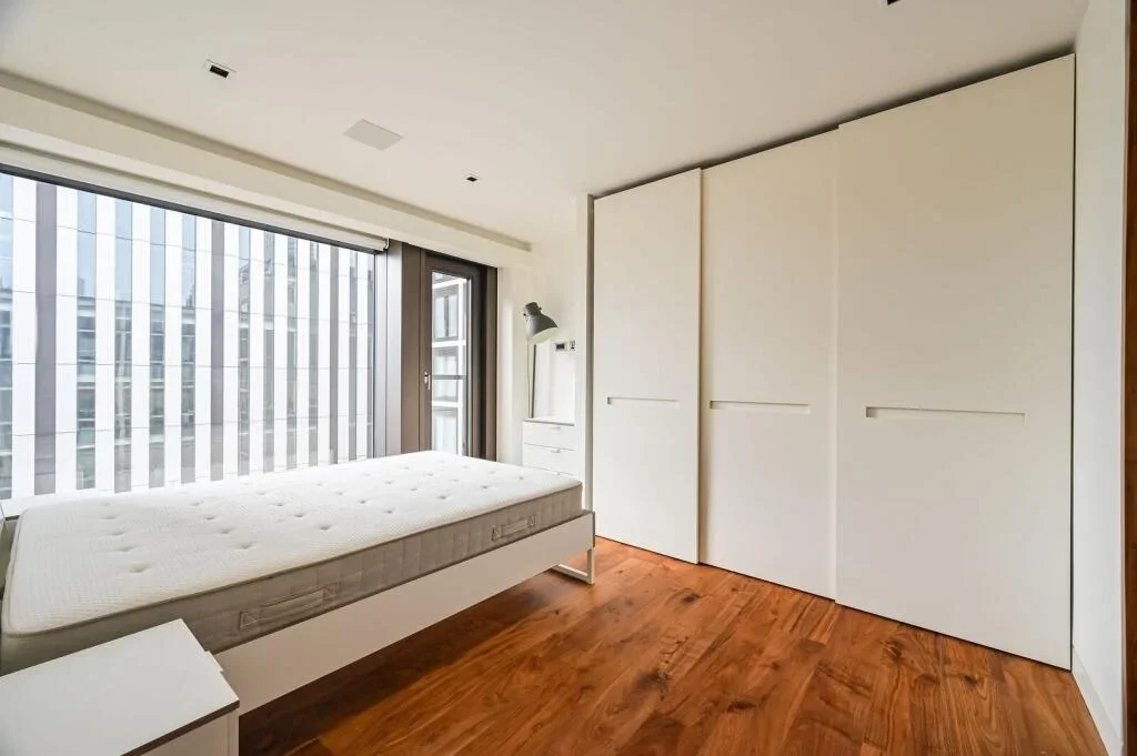 Flat Wood Street in City of London