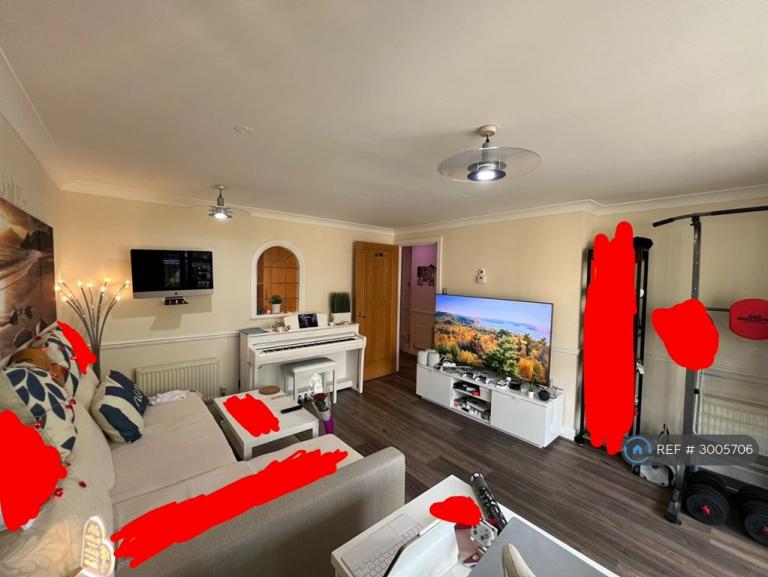 Flat Newport Avenue in Greater London