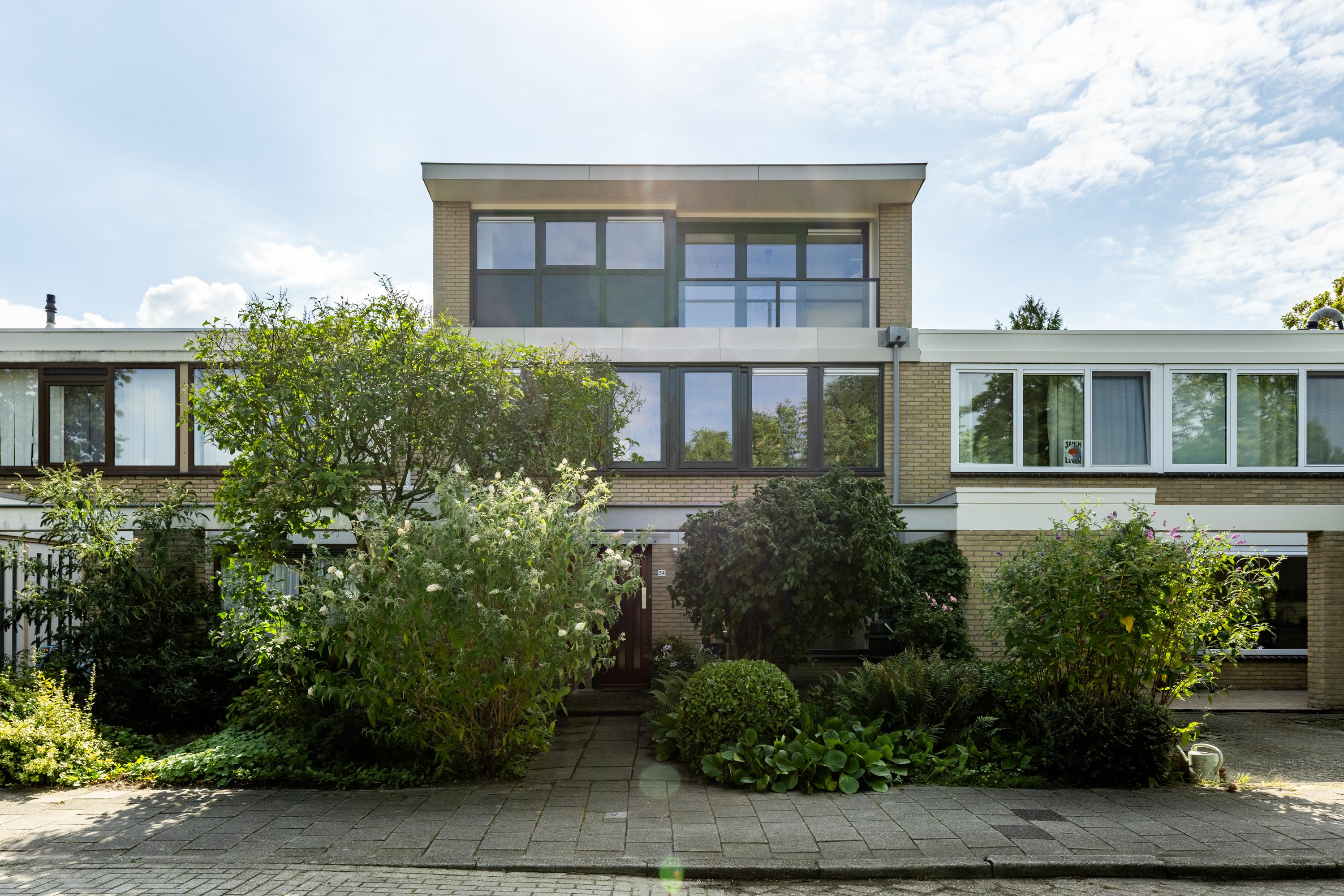 Huis Basilicumhof 34 in Duivendrecht