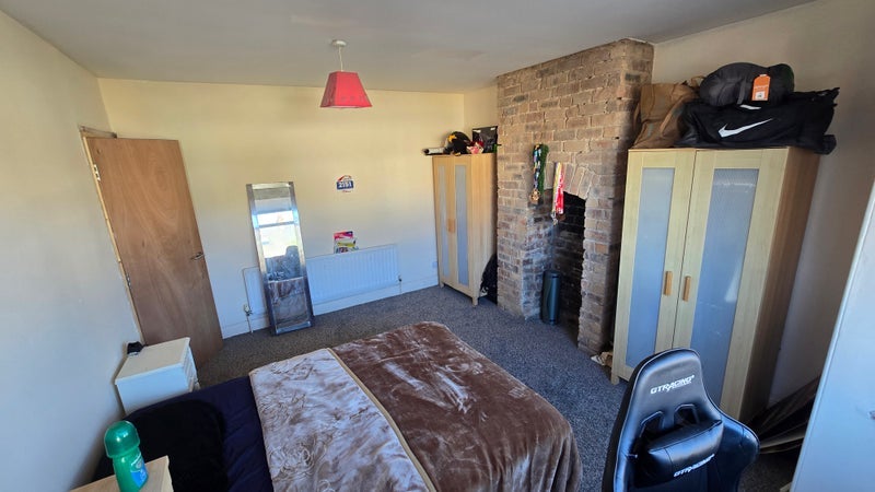 Room Alexandra Road in Newcastle upon Tyne