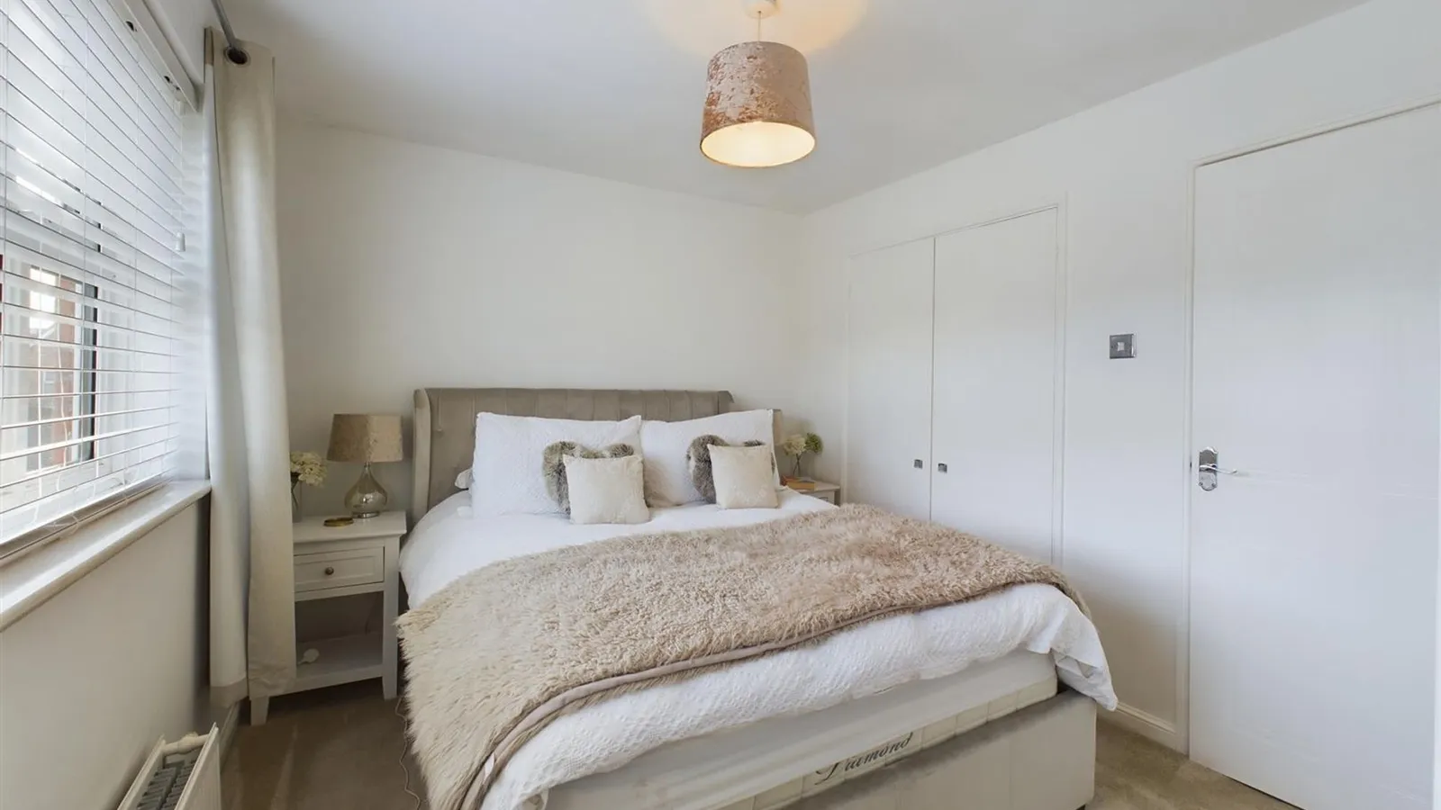 House Holbrook Close in Great Sankey