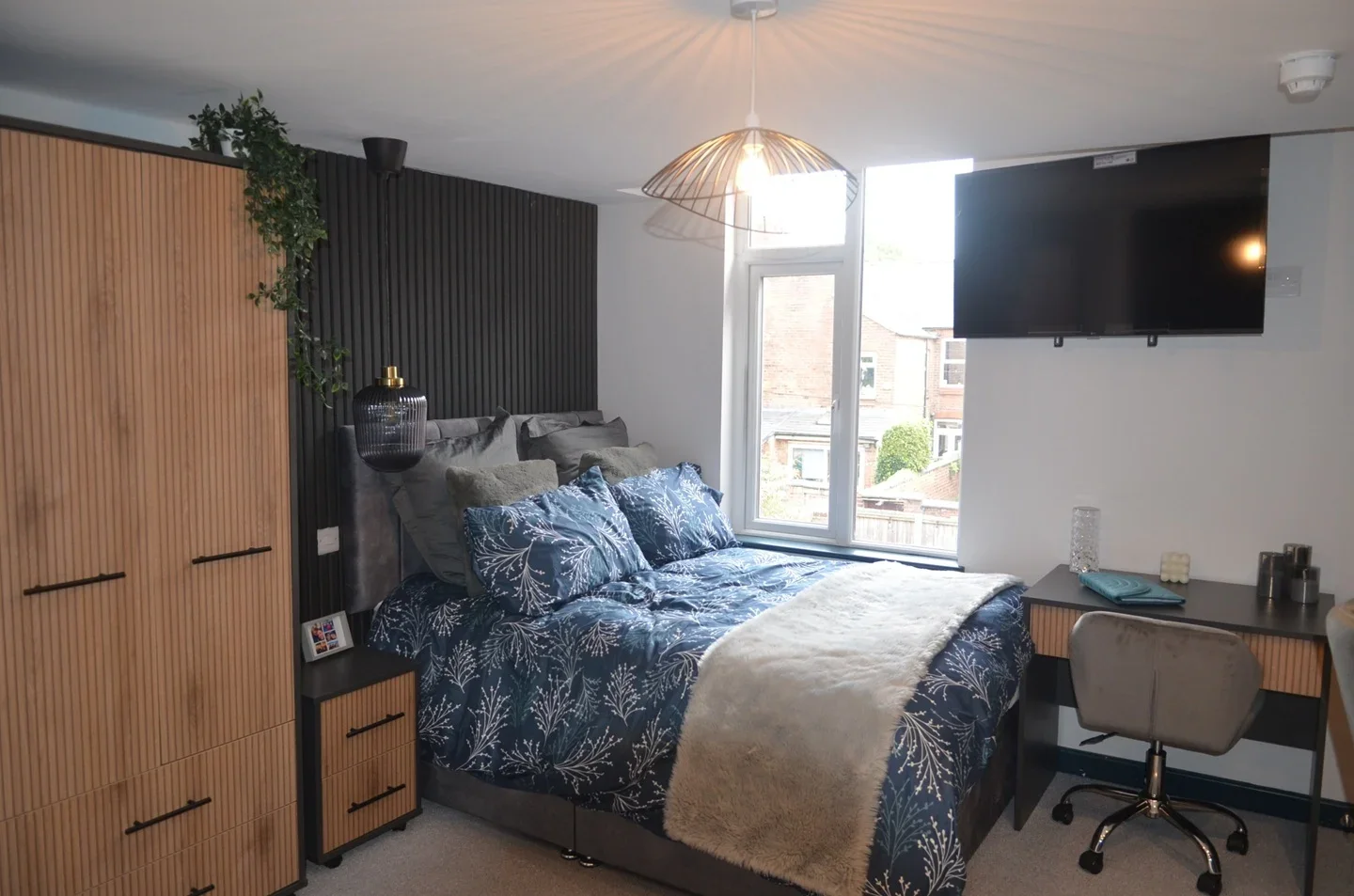 Room Ermine Road in Chester