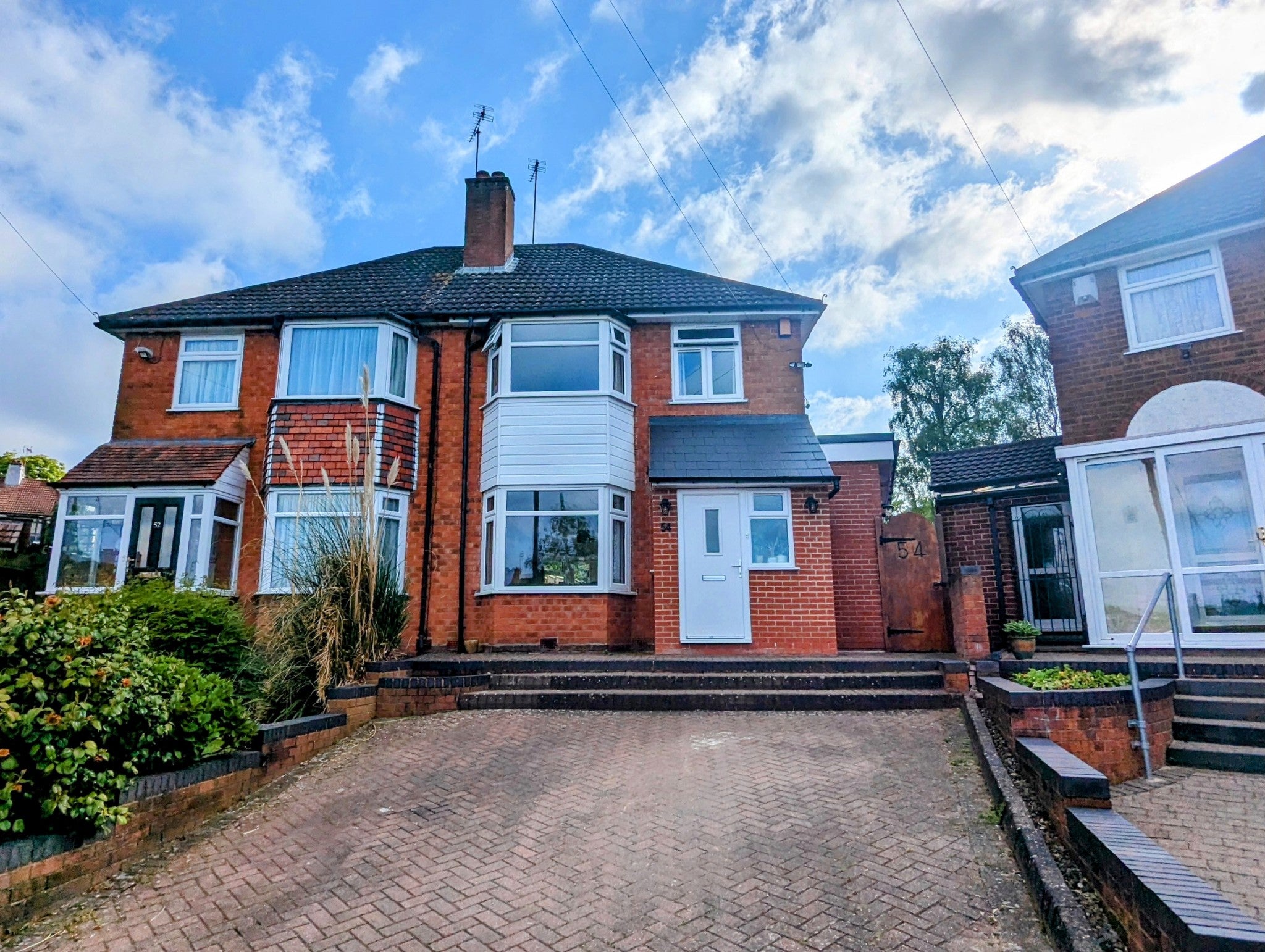 House Worlds End Avenue in Birmingham