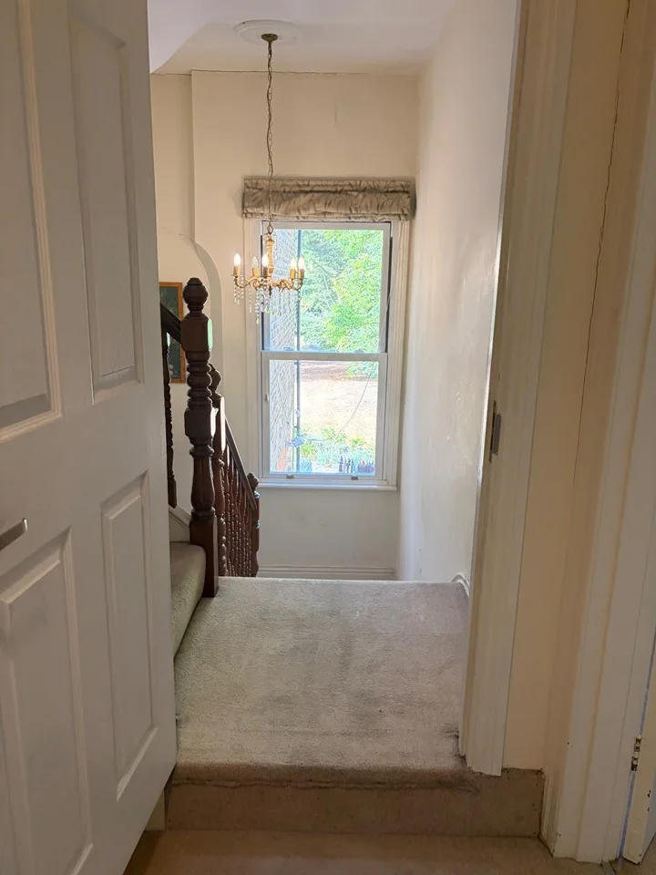Flat Madeley Road in Greater London