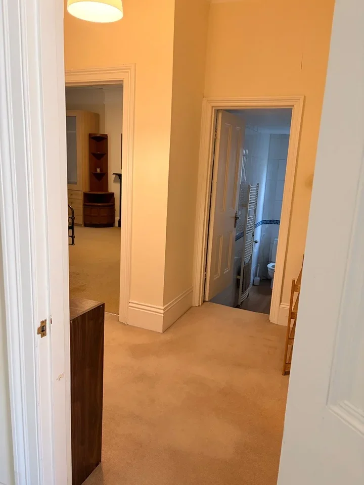 Flat Madeley Road in Greater London