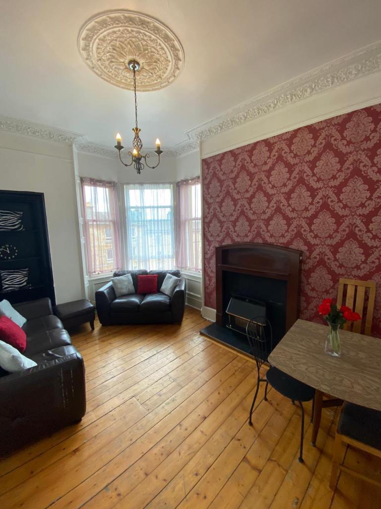Room Marionville Road in City of Edinburgh