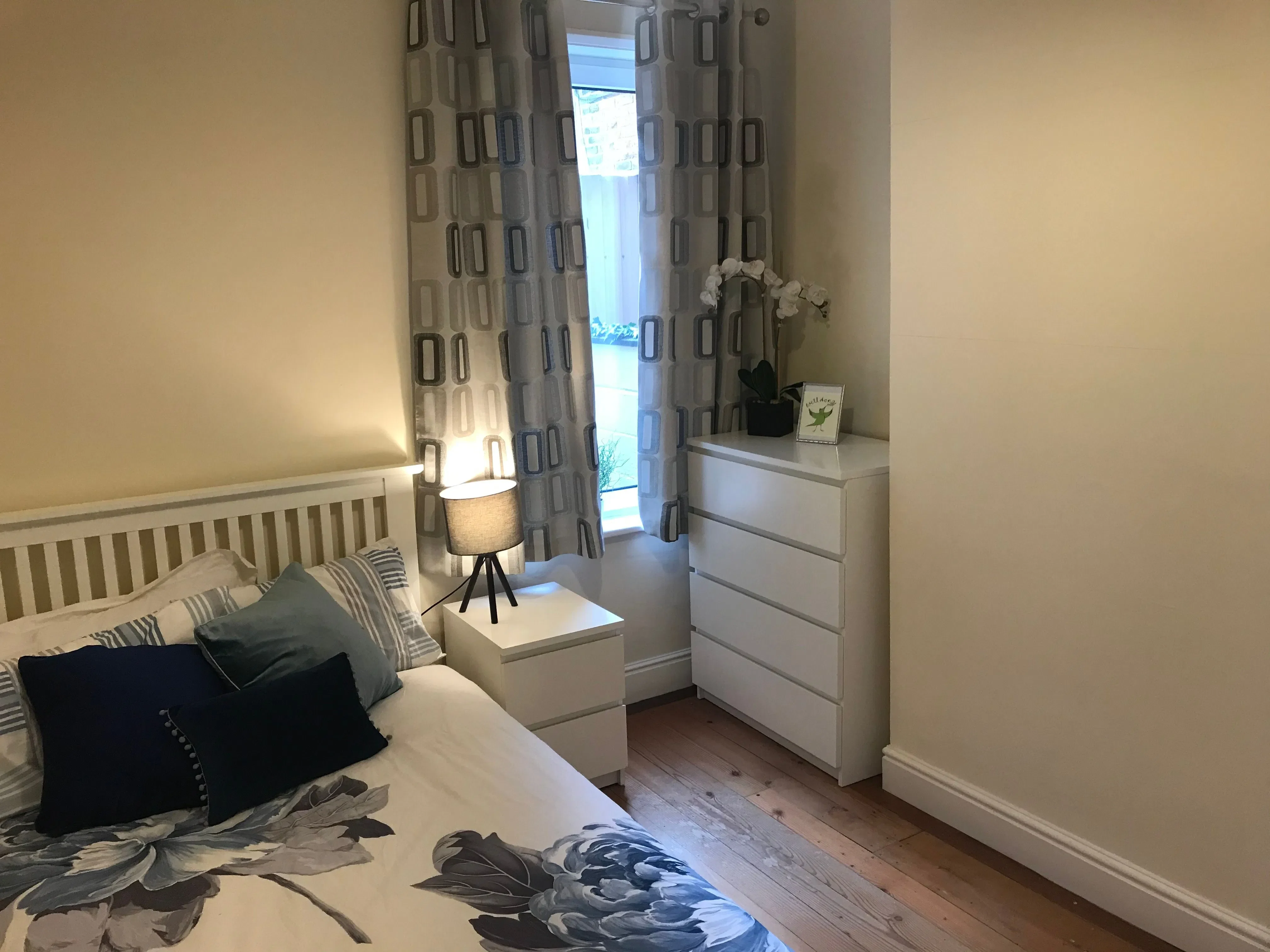 Room Desborough Road in Eastleigh