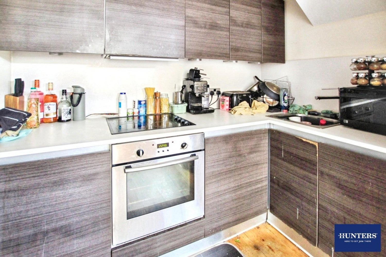 Flat Scoresby Street in Bradford