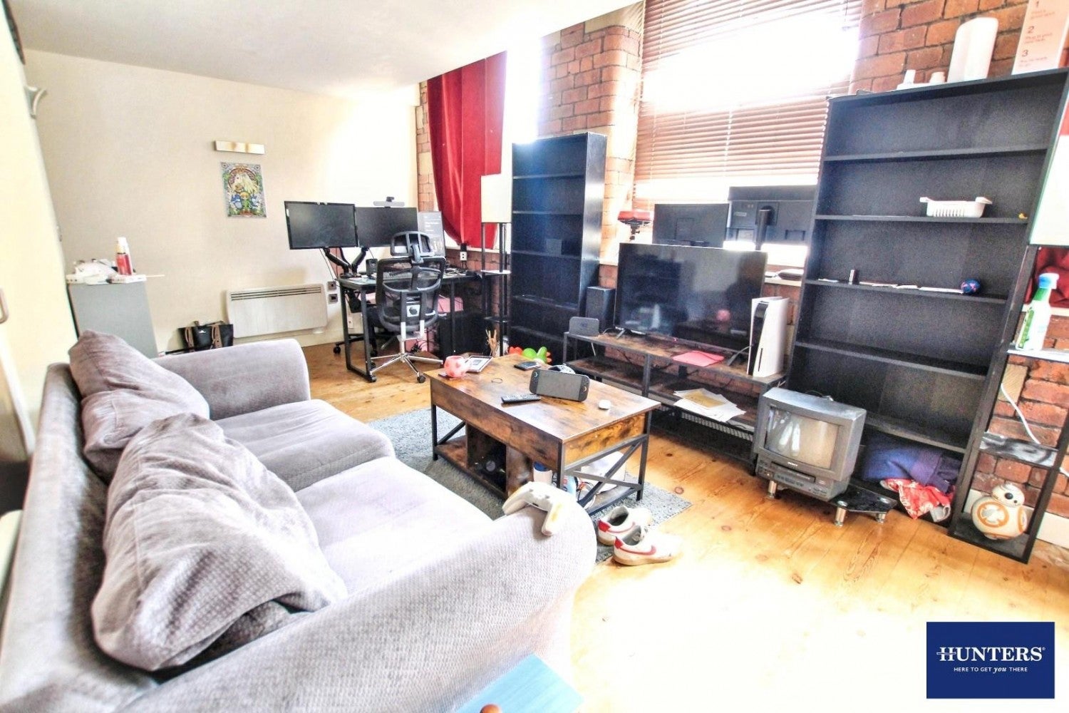 Flat Scoresby Street in Bradford