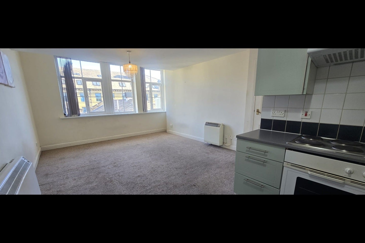 Flat Piccadilly in Bradford
